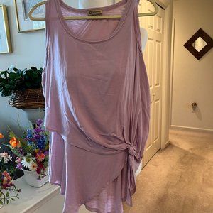 Short sleeve Democracy top lavender color size large